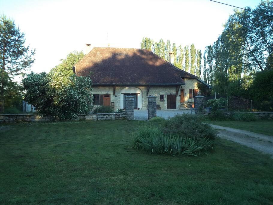 Espace Famille Montmillon Hébergement de vacances